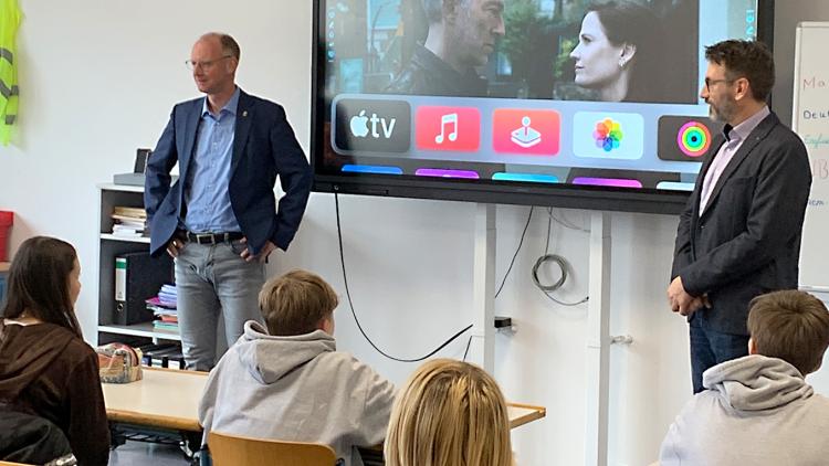 Dr. Timm Kern (FDP) besucht die Grund- und Werkrealschule sowie die Realschule in Pfalzgrafenweiler